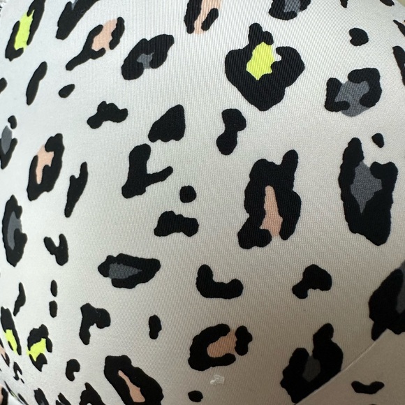 Torrid neon and leopard print bra: Good used shape - Picture 4 of 6